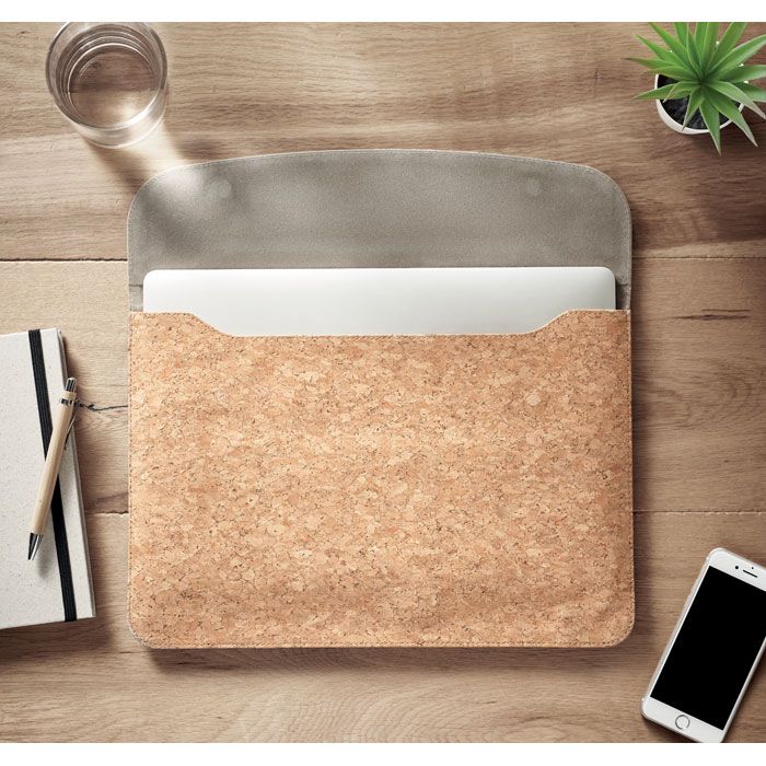 GRACE. Porta laptop in sughero con pat