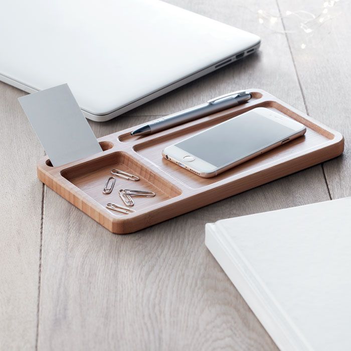 Base di ricarica wireless con portaoggetti da tavolo Cleandesk
