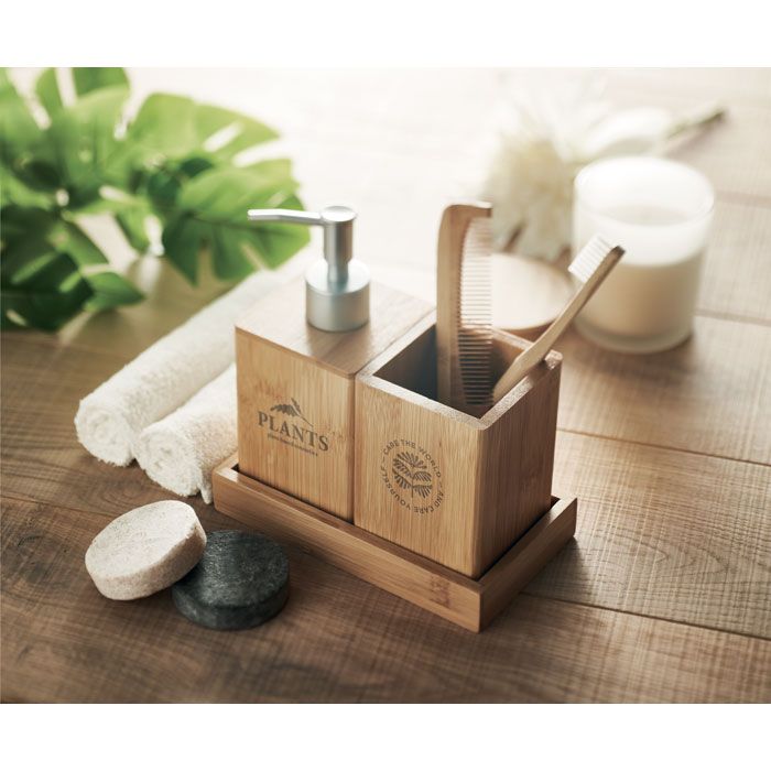 SUOMI. Set da bagno 3 pz in bamboo