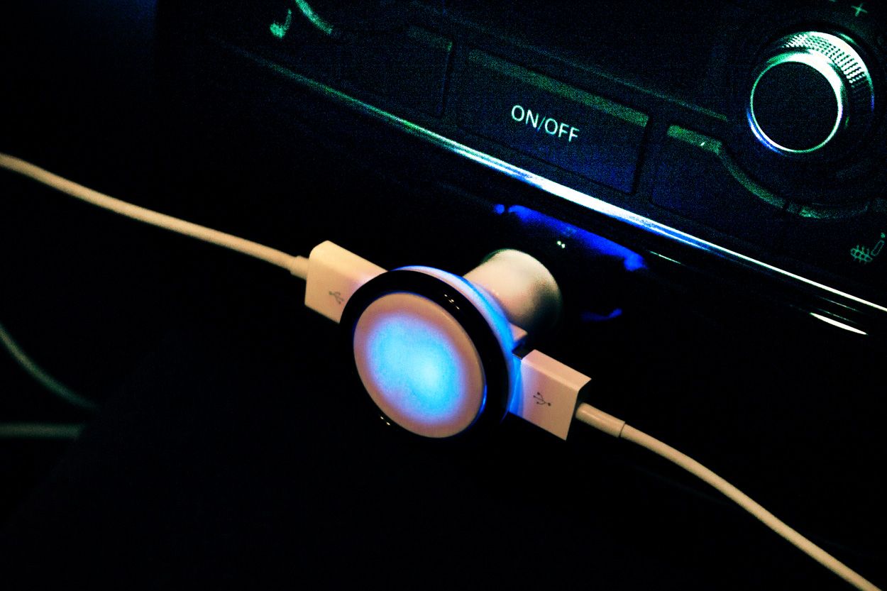 BiPower. caricabatterie USB da auto