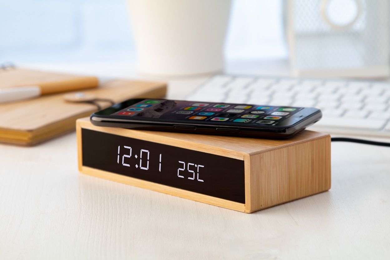 Molarm. sveglia con caricabatterie wireless